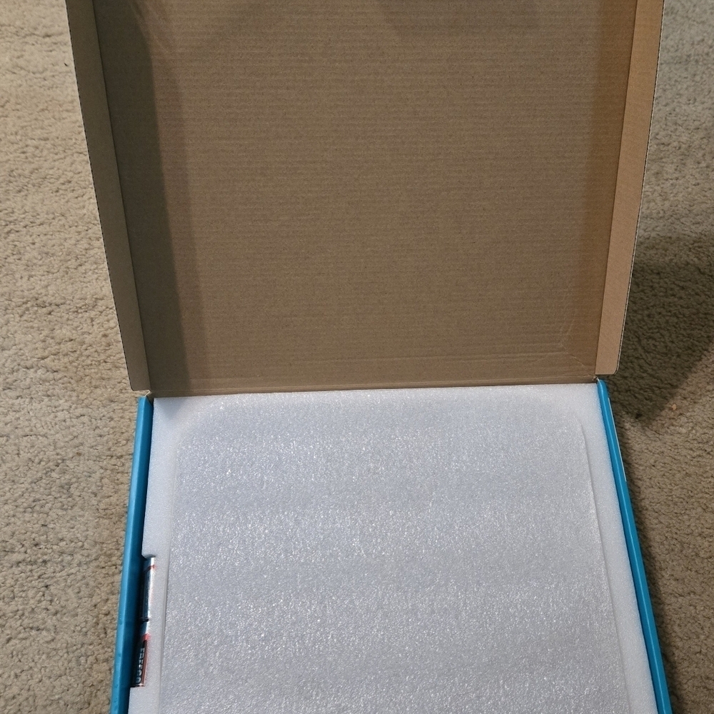 NIB Digital Scale - Wi-Fi Bluetooth Auto - Switch Smart Scale Digital Weight - Picture 5 of 6